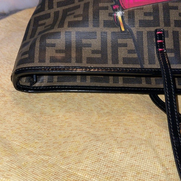 Preloved Fendi leather Zucca bag pristine condition comes with dust. - Picture 8 of 16
